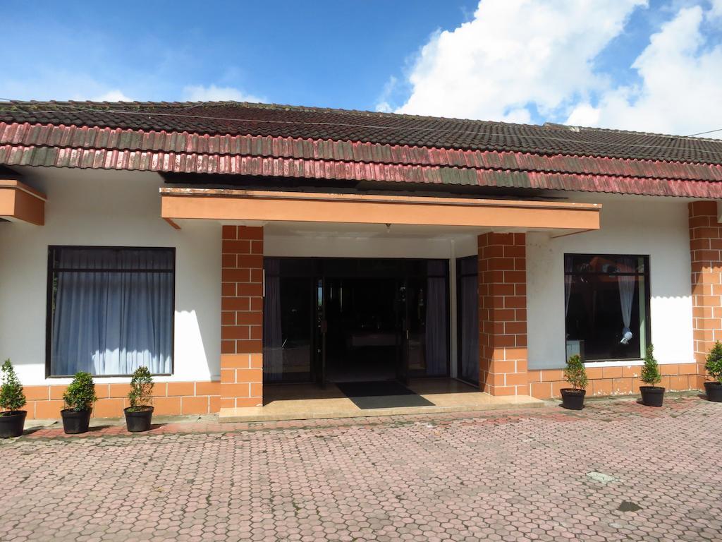 Hotel Selecta Batu  Kültér fotó