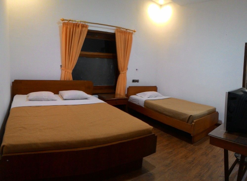 Hotel Selecta Batu  Kültér fotó